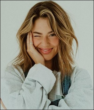 Ally Yost Christian Music Artist Profile