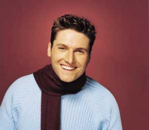 Avalon - <i>Joy: A Christmas Collection</i> Photoshoot (2000)<br />
Credit: <a href="http://www.christianmusiclighthouse.com" target="_blank">ChristianMusicLighthouse.com</a>
